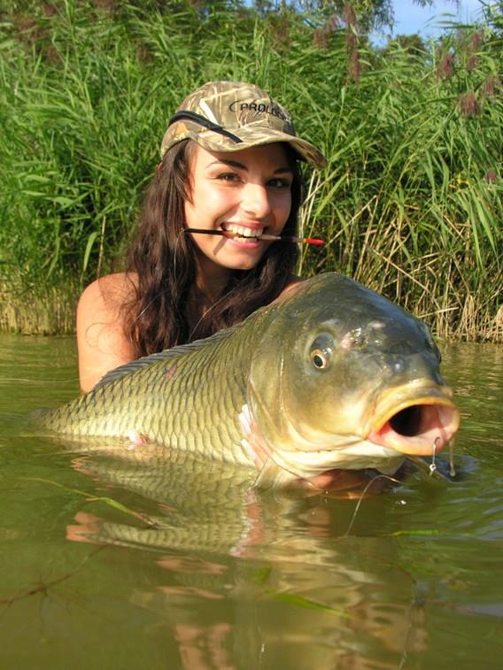 Capturii :) - sexy-fishing-2.jpg